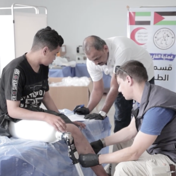 صور: الإمارات تطلق مبادرةً لتركيب الأطراف الاصطناعية للمصابين في غزة